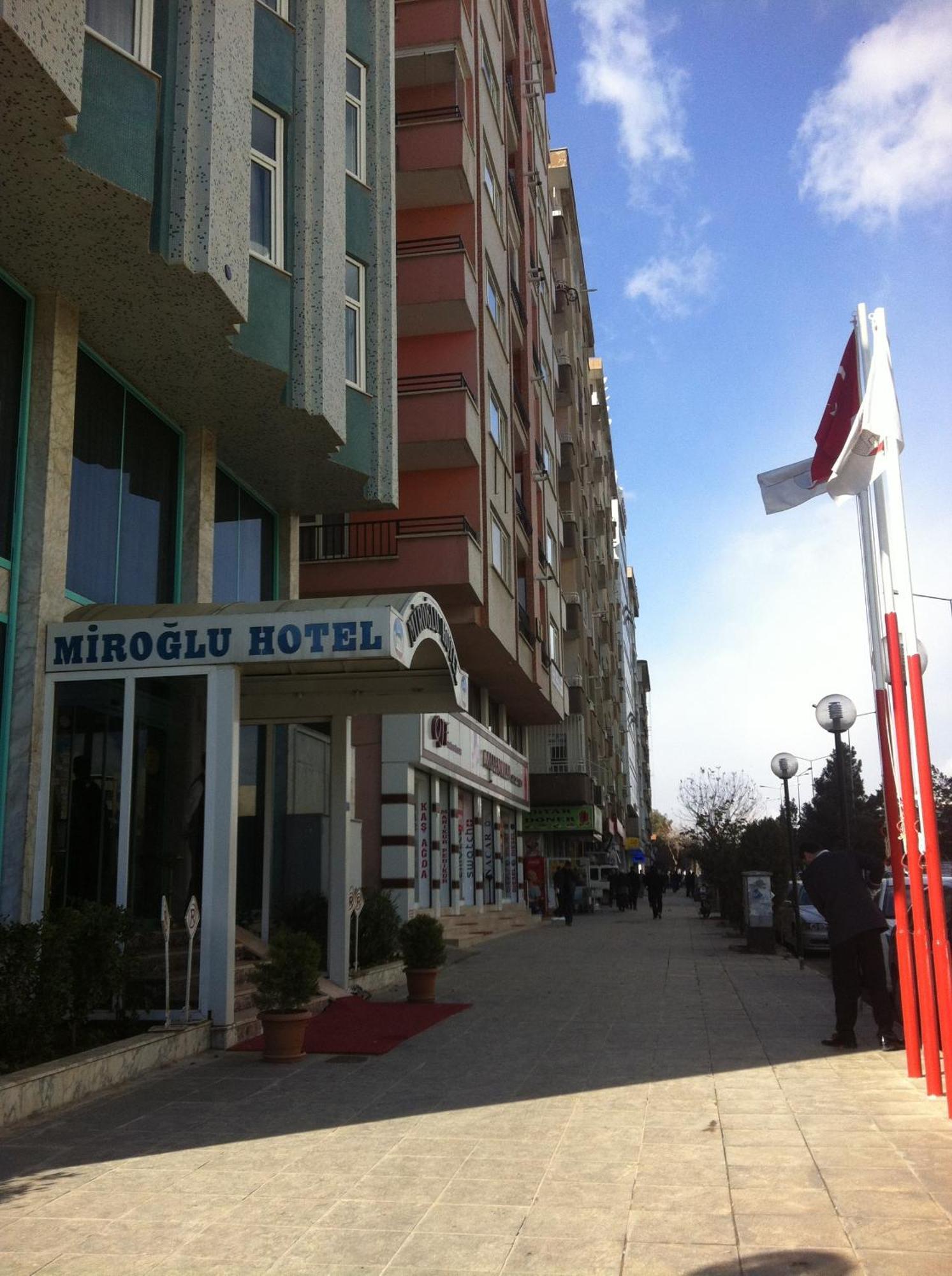 Miroglu Hotel ดิยาร์บาคีร์ ภายนอก รูปภาพ